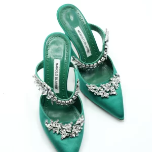 Manolo blahnik 37 numara