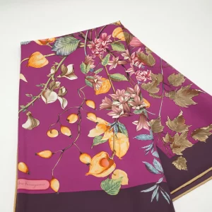 salvatore ferragamo eşarp